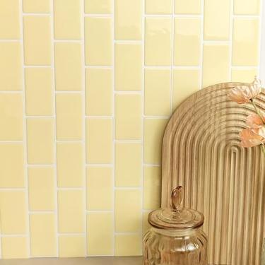 Imagem de Adesivo de vinil 3D Backsplash Subway Peel and Stick, autoadesivo de parede para papel de parede para banheiro Kithchen, 30 x 13 cm, 10 folhas, amarelo ganso