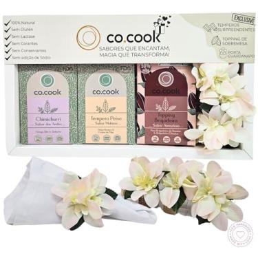 Imagem de CoCook Kit Presente Especiaria Tempero 100% Natural Chimichurri Sabor Andes, Tempero Peixe Sabor Malásia, Topping de Brigadeiro Sabor Amazônia e 4 Porta Guardanapos Flor de Laranjeira ideal para Dia das Mães, Dia dos Namorados, Dia dos Pais, Páscoa, Presentes, Natal