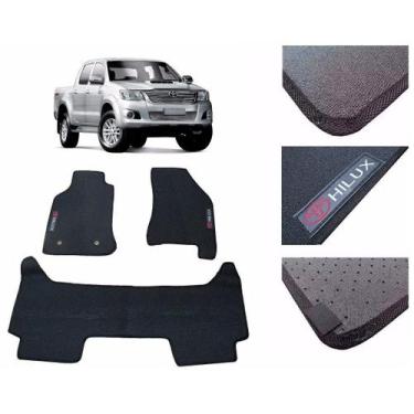 Imagem de Tapete Pvc Borracha Bordado 3 Peças Toyota Hilux 2005 A 2015 - MANOS T