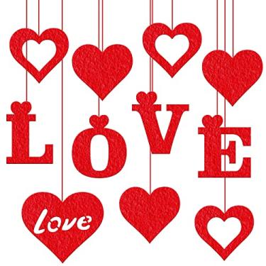 Imagem de KatchOn, Decorações de feltro para pendurar no Dia dos Namorados – Pacote com 11 | Decorações de corações pendurados | Guirlanda de coração de amor Galentines para decorações de Dia dos Namorados |