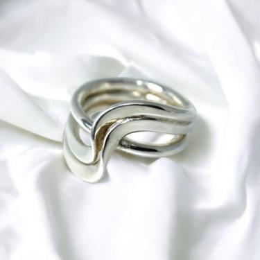 Imagem de Anel prateado com design de onda tripla - Lightbek Official Store