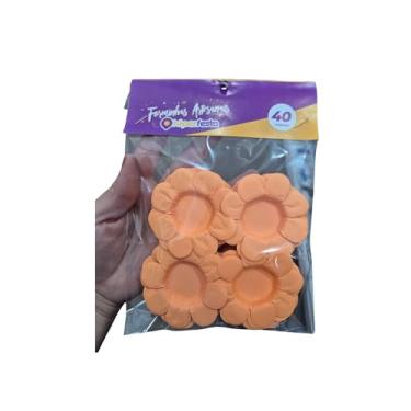 Imagem de Forminhas para Doces Tema Margarida Laranja — Decoração de Festa Infantil, Lembrancinha, Mesa de Doces Personalizada — Kit com 40 unidades