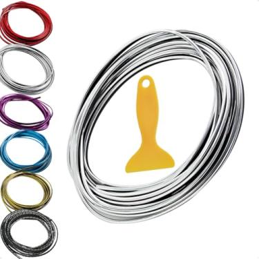 Imagem de Fita Friso Decorativo para Painel Interno de Carro 5m Flexível Universal com Espátula Acabamento Premium Automotivo (Cromado)