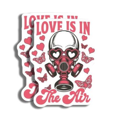 Imagem de Adesivo Love is in The Air - Adesivo de máscara de gás de coração - Adesivo de amor de caveira - Adesivo de caveira rosa fofo - Adesivo de caveira romântica - Design decorativo durável para casa ou de