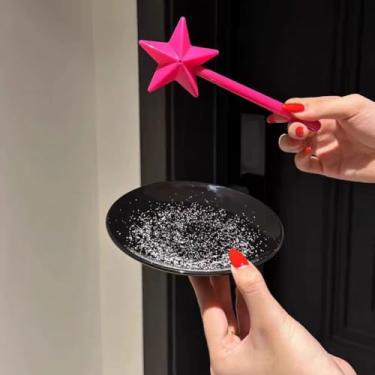 Imagem de 1 saleiro de varinha mágica rosa, varinha de fada, coqueteleira recarregável para cozinha, churrasco, acampamento, restaurante