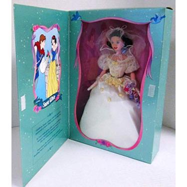 Imagem de Walt Disney's Snow White and the Seven Dwarfs Wedding Snow White Doll Third in a Series