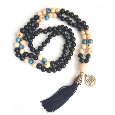 Imagem de Japamala 108 contas em Sementes de Açai Preto com detalhes Bege e Azul