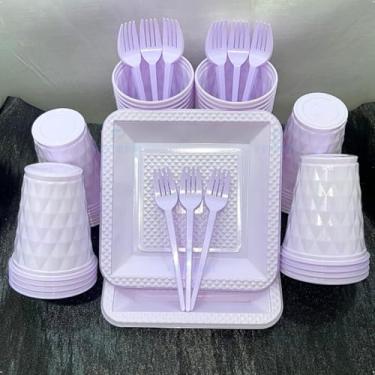 Imagem de Conjunto de luxo descartável para festas de aniversário com 260 peças Pratos quadrados de plástico colorido com efeito perolado Cores doces (Lilás Candy)