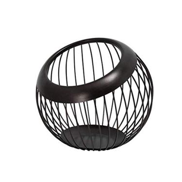 Imagem de Prato geométrico de legumes e frutas, cesta de arame de metal, mesa de cozinha, recipiente de armazenamento, mesa, prato de frutas, decoração