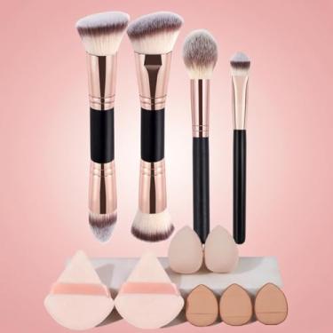 Imagem de Conjunto de 4 pincéis de maquiagem e 7 esponjas de beleza em ouro preto, perfeito para maquiagem diária e eventos especiais