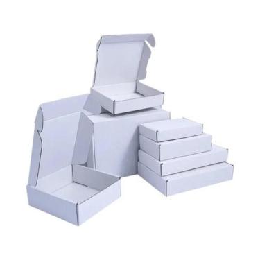 Imagem de Caixa De Presente Para Casamento E Eventos Em Papelão Duro Branco E Ma