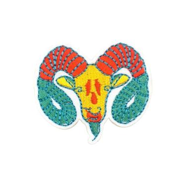 Imagem de Ruoming Ruoming 1 peça de emblema bordado para signos do zodíaco, 8 x 8 cm, preto e dourado, design de constelação (capricórnio)