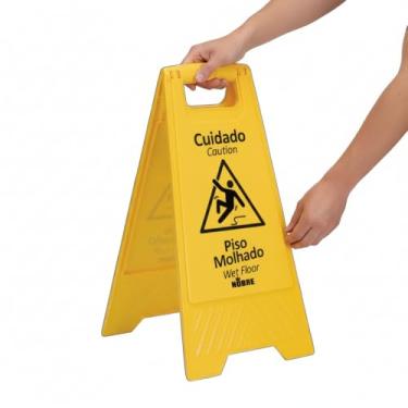 Imagem de Placa de Sinalização de Segurança Amarela – Aviso Piso Escorregadio/Piso Molhado Dobrável em Polipropileno Bilíngue Português-Inglês com Alça para Aviso Manutenção