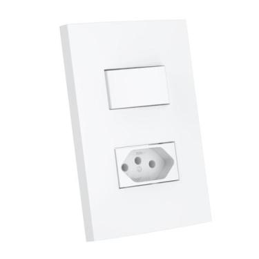 Imagem de Interruptor Simples 10A 4x2 1 Tecla e Tomada 20A Branco Dubai Enerbras
