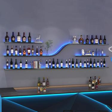 Imagem de Rack de vinho moderno montado na parede com luz LED, barra de barra de parede de metal Suporte de armazenamento com porta de vidro, pendurando grande prateleira de licor para garrafas de lic
