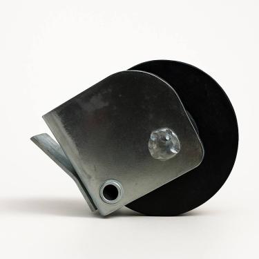 Imagem de Roldana Rolamento Inferior Fixo para Janela e Porta de Correr de Aço 45mm