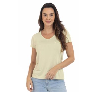 Imagem de Camiseta Feminina Gola V Básica Confortável