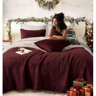 Imagem de Wonderful Colcha de veludo de luxo – colcha King listrada bordô, edredom leve de veludo macio, adequado para animais de estimação, resistente a rasgos, conjunto de cama para todas as estações, 269 x