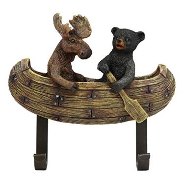 Imagem de Ebros Whimsical Forest Creek Buddies Plástico rústico preto urso e alce alce remador canoa 2 pinos ganchos de parede 17,78 cm de largura ursos de gancho cervo cervos suporte de parede chapéu chaveiro decoração pendurar placa de escultura