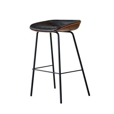 Imagem de Cadeira Banqueta Alta Com Assento Estofado em Couro Preto e Marrom Leather  EdeCasaMoveis