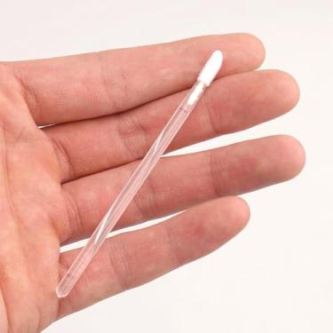 Imagem de 100 pincéis labiais, varinhas brancas descartáveis, varinhas brilhantes de batom, kits de ferramentas de maquiagem e aplicadores de maquiagem