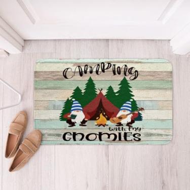 Imagem de Tapetes de banheiro infantis Happy Camper fofos gnomos para banheiro com desenho de gnomos, gnomos, fazenda, absorventes de água, antiderrapante, acessórios de banheiro, tapete para decoração rústica 50,8 x 81,2 cm