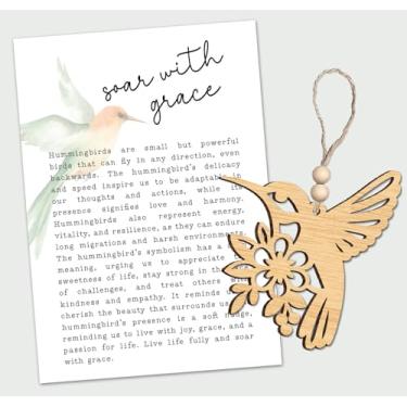 Imagem de Enfeite de beija-flor – Cartão de história "Soar with Grace" – Beija-flor com recorte de madeira – Símbolo de energia vitalidade e harmonia – Lembrança inspiradora que representa amor, liberdade e