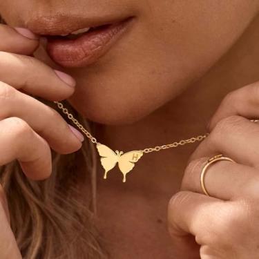 Imagem de Colar feminino com inicial de ouro - Colar com inicial de borboleta banhada a ouro 18 K, colar com pingente de borboleta de ouro, letra A, colar feminino, Medium, Latão, Sem Pedra Preciosa
