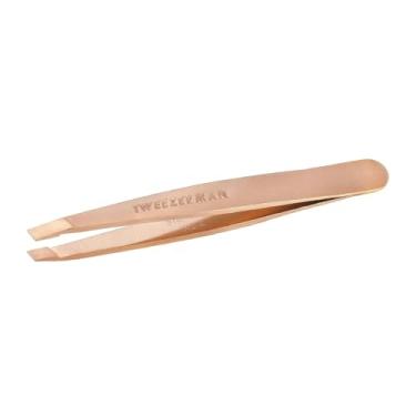 Imagem de Tweezerman Mini pinça inclinada de ouro rosa - Pinça para sobrancelhas, pinças de viagem para sobrancelhas, pelos faciais, pelos encravados