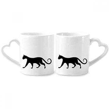 Imagem de Charmoso conjunto de canecas de porcelana para casais, amantes de gatos pretos com contorno de arte de animal e coração