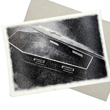 Imagem de Cartão de felicitações caixão com envelope para todas as ocasiões (18 x 12 cm, em branco dentro) estilo gótico para filmes de terror, Halloween e amantes góticos - 213