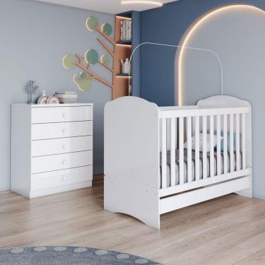 Imagem de Quarto de Bebê Completo Bala de Menta 5 Gavetas Branco - Henn