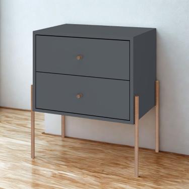 Imagem de Mesa De Cabeceira Minimalista Com Pés Finos De Ferro - Cinza Laca Com Puxadores E Pés Rosé