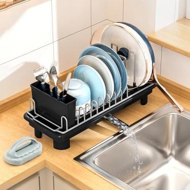 Imagem de Escorredor de louça pequeno para balcão – escorredor de pratos compacto com drenagem automática, ranhuras ajustáveis, resistente à ferrugem, suporte de utensílios, esponja com alça; economia de espaço