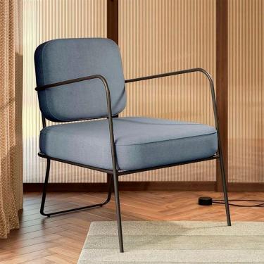 Imagem de Poltrona Katy Base em Ferro Movellu Home