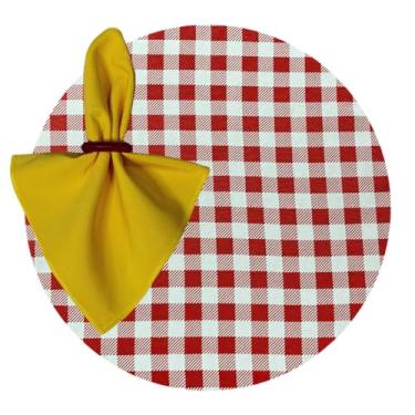 Imagem de Kit Sousplat Suplá Completo Mesa Posta com Guardanapos e Pg Decorativo 8 Lugares (XADREZ VERMELHO - GUARDANAPOS AMARELOS - PG MADEIRA ESCURA)
