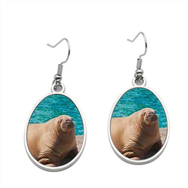 Imagem de Brincos com pingente de morsa para meninas - Presente de festa de aniversário dos namorados