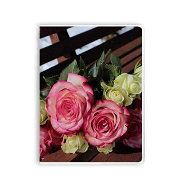 Imagem de Caderno de flores brancas rosa lindo com capa de chiclete, diário de capa macia