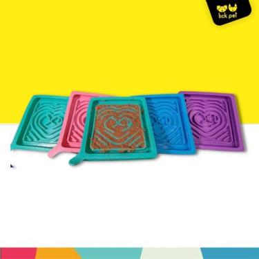 Imagem de Comedouro Interativo Lento em SIlicone com Ventosa Para Cães E Gatos -