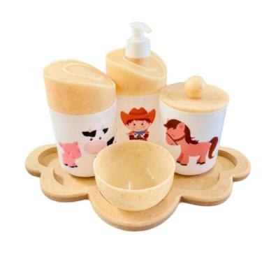 Imagem de Kit Higiene Baby Fazendinha Menino c/bandeja em MDF (Nuvem Crua/Madeira)