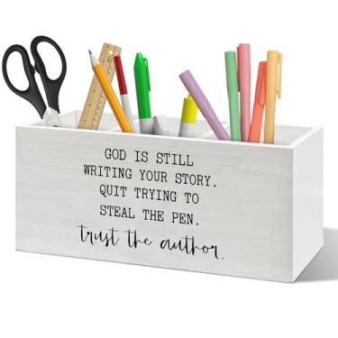 Imagem de ANIANG Porta-canetas cristãs inspiradoras para decoração de mesa, presentes cristãos para mulheres, God Is Still Writing Your Story Bíblia, porta-lápis de madeira para casa, escritório, acessórios de