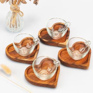 Imagem de Xicara café com pires em formato de coração para mesa posta