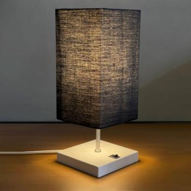 Imagem de Abajur luminária de Mesa Clássico Quadrado Branco de Aluminio Com Interruptor Com Cúpula Preta Ref 49 Decoração Casa e Sala, Escritório, Quarto, cama