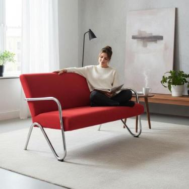 Imagem de Namoradeira Decorativa Bela Suede Vermelho Braço Cromado - Mazzero Dec