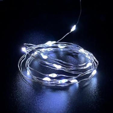 Imagem de Pisca Pisca de LED Branco Frio - Com Fio de Fada de 2 Metros - 1,2W - 20 LEDS - Ideal Para Locais Onde Não Possui Tomada (Pilhas AA).