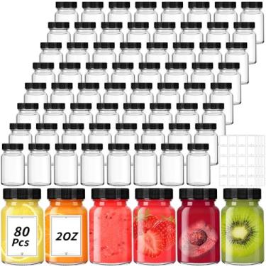 Imagem de UZLU Pacote com 80 garrafas de vidro de 60 ml, tampas e etiquetas pretas - Frasco pequeno transparente para gengibre, dose de bem-estar, suco, amostra, uísque - Mini garrafas de viagem - Boca larga, à