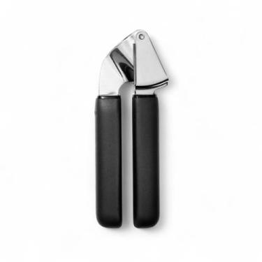 Imagem de Espremedor de Alho em Aço Inox Good Grips 23cm OXO Preto - M.CASSAB, I