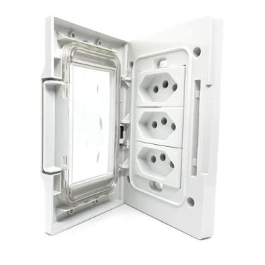 Imagem de Tomada Tripla 10A Embutir Prova Dagua Branca Externa Kalop