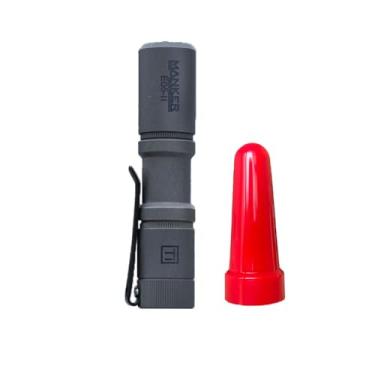 Imagem de MANKER E05 II (Ti-Stonewashed, versão branca fria, 6500K) lanterna EDC compacta, emissores de LED branco de alta densidade de 1300 lúmens, potência por bateria 14500 ou bateria AA (filtro vermelho