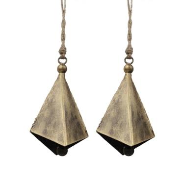 Imagem de Trrystals Sinos geométricos de ferro feitos à mão – Conjunto de 2 sinos de pirâmide rústica para pendurar com corda de juta para casa, jardim e decoração espiritual (dourado, 15,2 cm 8,3 cm)